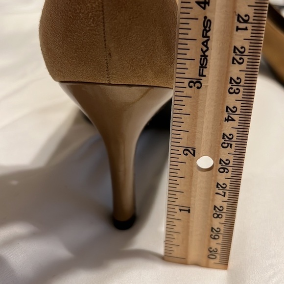 STUART WEITZMAN CAMEL SUEDE PUMPS, sz 7.5 BUSINESS, DRESS, LUXURY - Picture 12 of 12